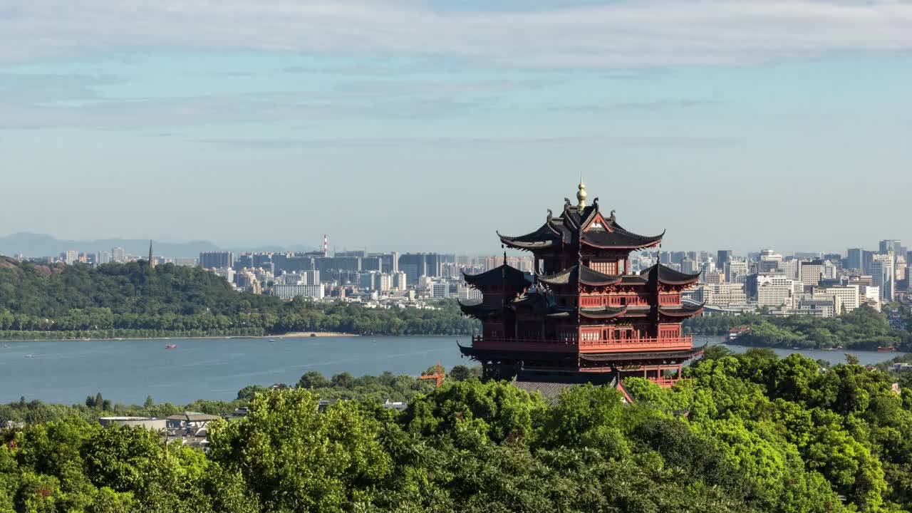 中国，清晨西湖城隍庙视频素材