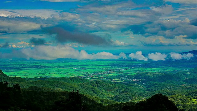 泰国北部美丽的山景。视频素材