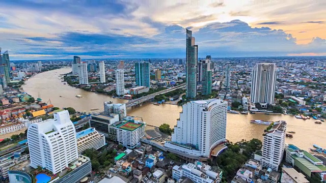 空中曼谷cityysacpe Riverside泰国湄南河4K Time Lapse(缩小)视频素材