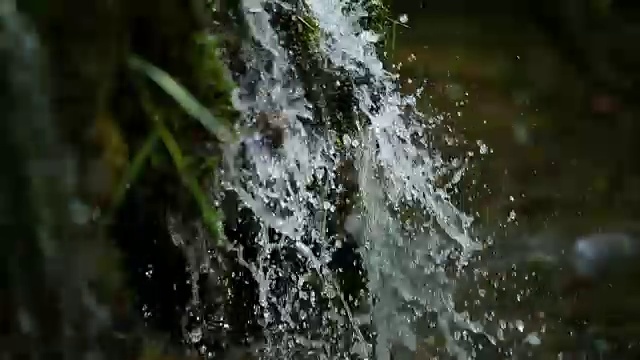 流水的浪花视频素材