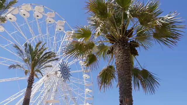 摩天轮的天空背景- 4K视频素材