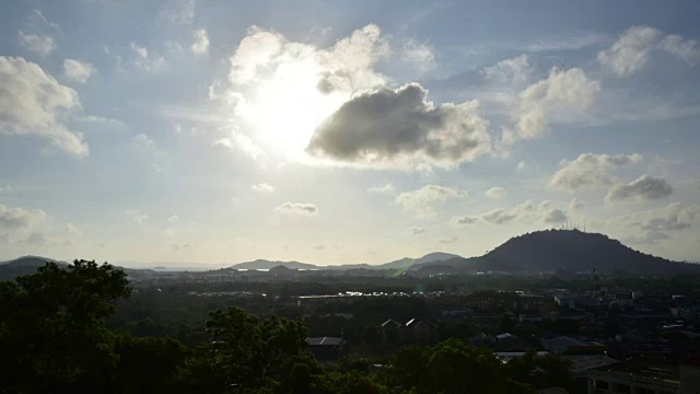 太阳从泰国普吉岛升起视频下载