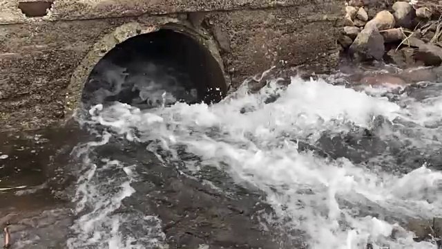 河道排水用慢动作视频素材