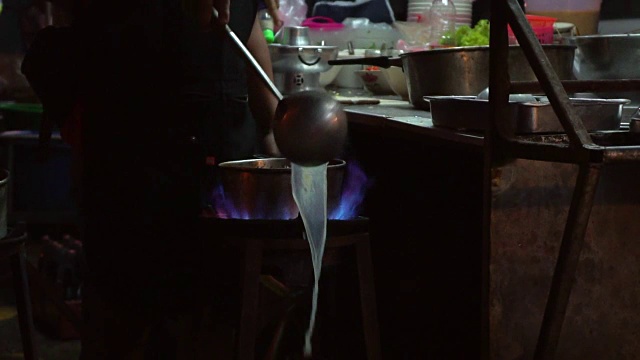 烹饪街头食品视频素材