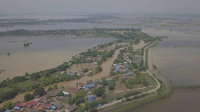 泰国大城府洪水鸟瞰图。视频素材