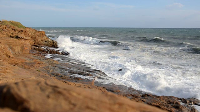 利沃诺海岸波涛汹涌视频下载