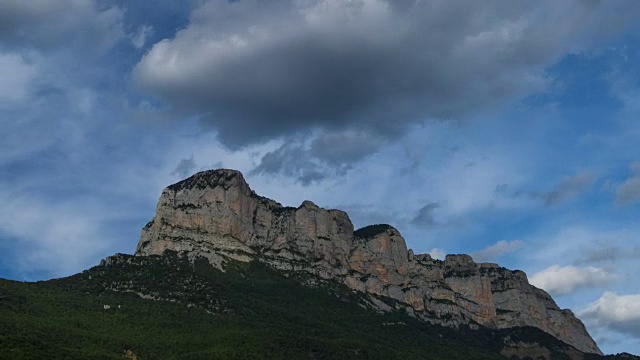 pena montanesa, Sobrarbe, Huesca, Aragon，西班牙，欧洲视频素材