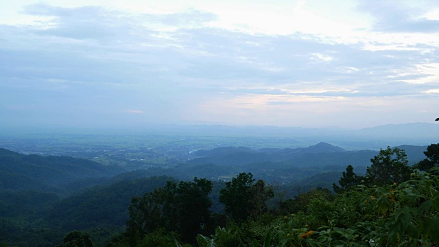 日落时的山景视频素材