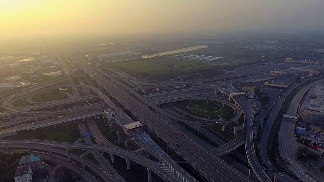 泰国曼谷公路鸟瞰图视频素材