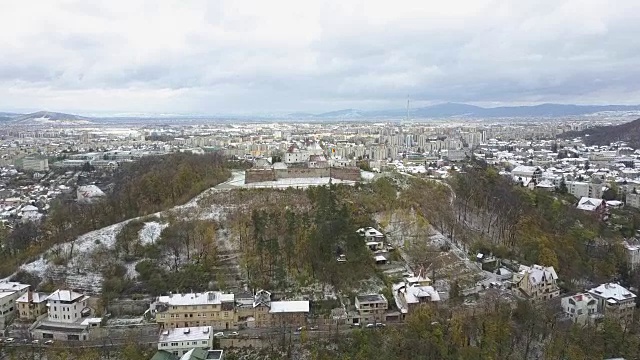 逃往布拉索夫城堡，初冬视频素材