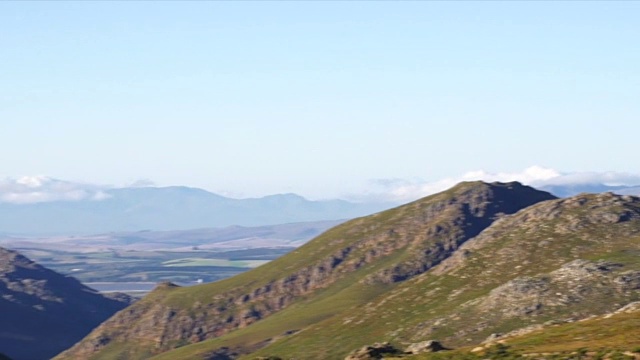 PAN山谷和蓝天/ Mont Rochelle自然保护区/ Franschhoek/西开普省/南非视频素材