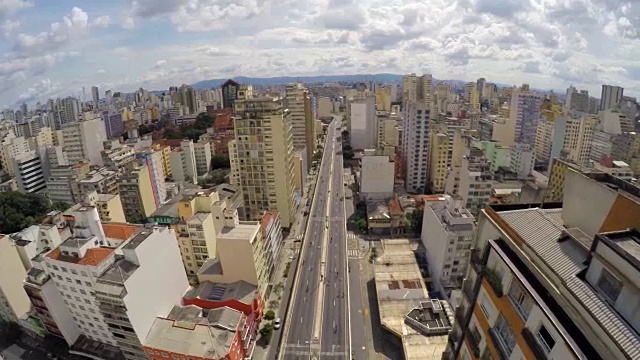 飞越Minhocao高架桥，São Paulo，巴西视频素材