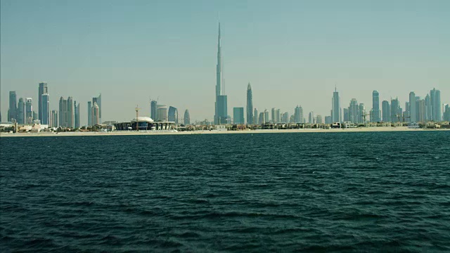 空中海洋迪拜城市天际线塔哈利法摩天大楼视频素材