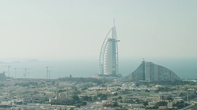 航空Burj al Arab 7星级酒店迪拜视频素材