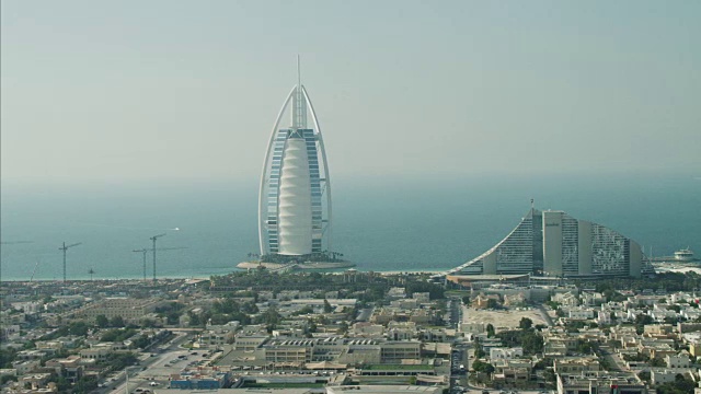 航空Burj al Arab 7星级酒店迪拜视频素材