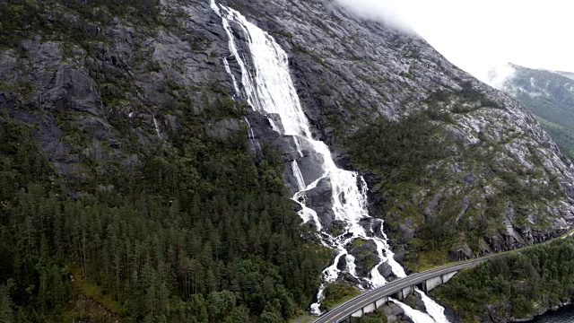 Langfoss瀑布视频素材