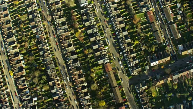 英国伦敦郊区住宅鸟瞰图视频素材