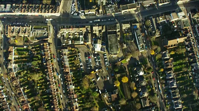 英国伦敦郊区住宅鸟瞰图视频素材