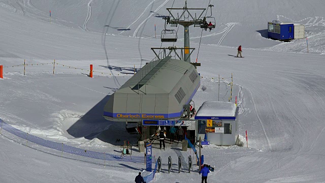 Oberjoch Skilift, Grindelwald- first, Grindelwald, Bernese Alps，瑞士，欧洲视频素材