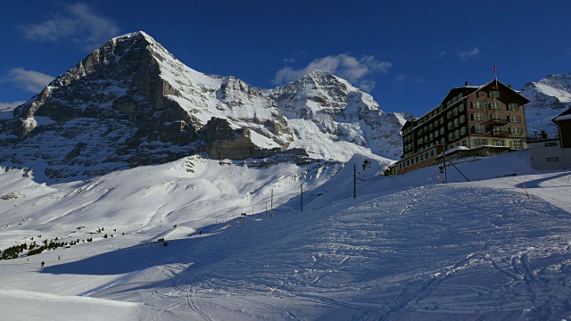 Kleine Scheidegg与Eiger和Monch，伯尔尼阿尔卑斯山，瑞士，欧洲视频素材