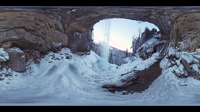 360VR山水4K视频山中瀑布冰雪视频素材