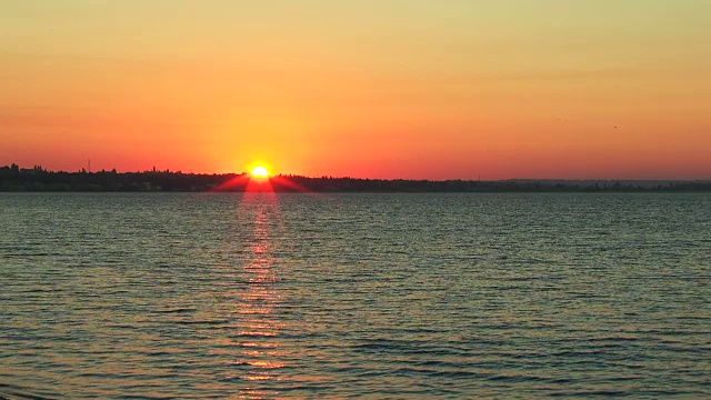 海上日出视频素材