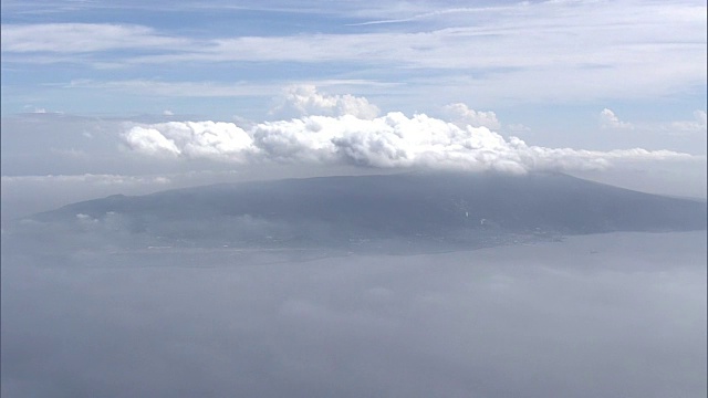 AERIAL，伊豆大岛，东京，日本视频素材