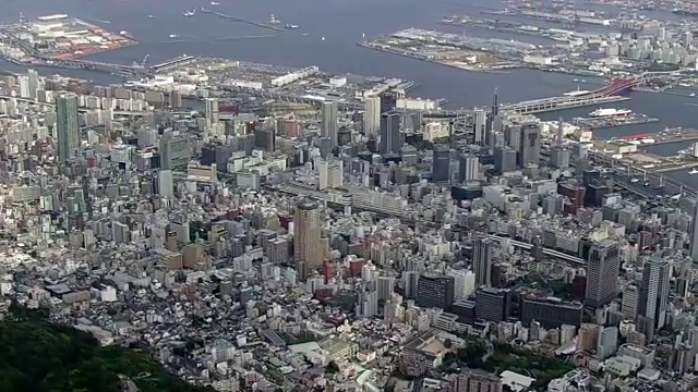 空中，城市景观沿港口神户，日本视频素材