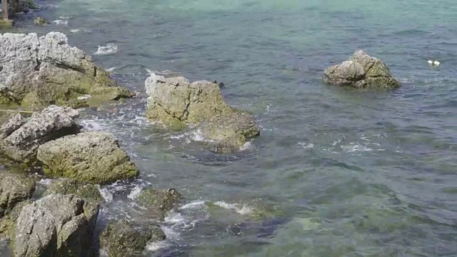 波的海岸视频素材