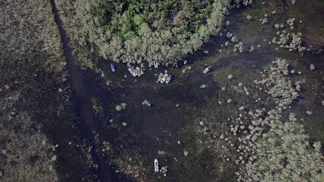 空中拍摄的佛罗里达大沼泽地的飞艇视频素材