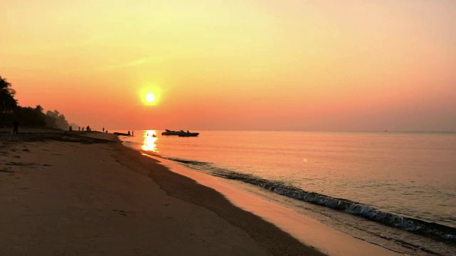 海洋上的太阳视频下载