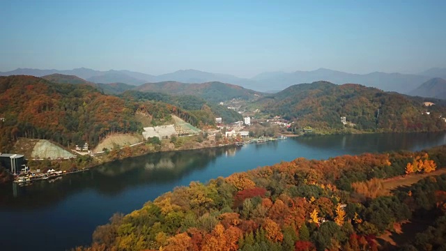 韩国奈美岛秋季鸟瞰图视频素材