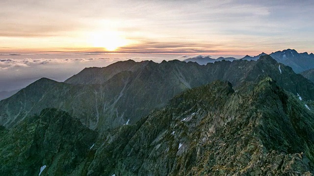 时间推移-全景图的山景观在塔特拉斯日出视频素材