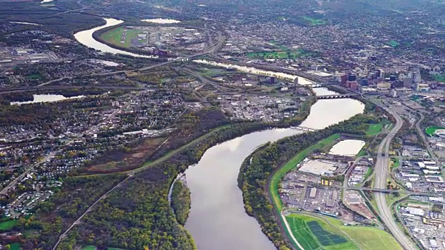 CT River and City的Hartford CT天线视频下载