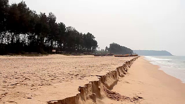 阳光明媚的海滩视频素材