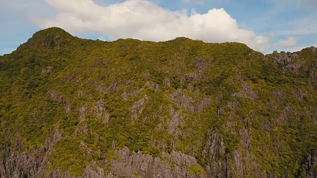 美丽的热带泻湖，鸟瞰图。热带岛屿视频素材