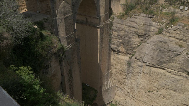 Puente Nuevo和El Tajo峡谷从南隆达，隆达，安达卢西亚，西班牙，欧洲视频素材