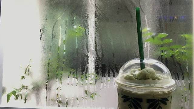 冰绿茶冰沙视频素材