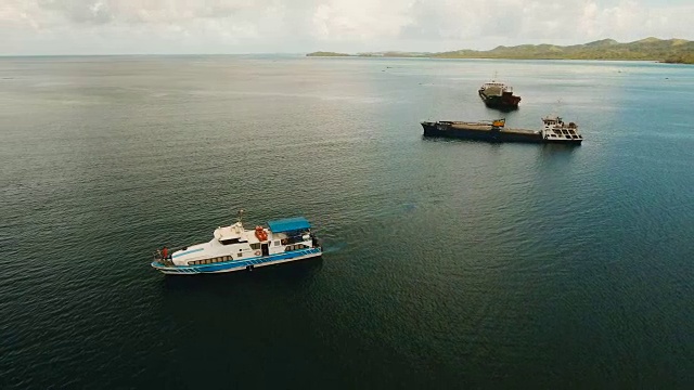 海上空运货物和客船。菲律宾,Siargao视频素材