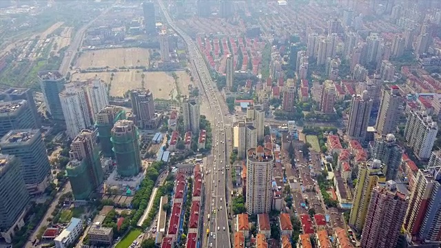 中国白天上海市景交通道路航拍全景4k视频素材