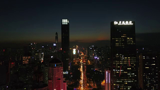 中国夜日落时间深圳市景市区交通道路航拍全景4k视频素材