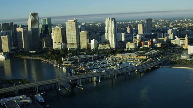 空中日出视图海湾市场市中心摩天大楼迈阿密视频素材