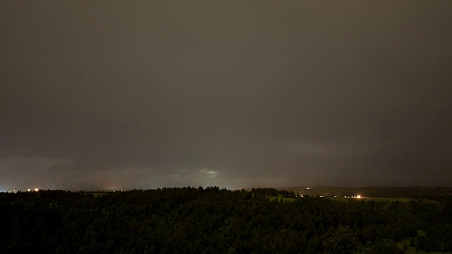 暴风雨的夜晚,间隔拍摄视频素材