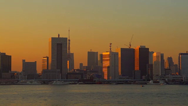 黄昏时分从东京湾看到的风景视频素材