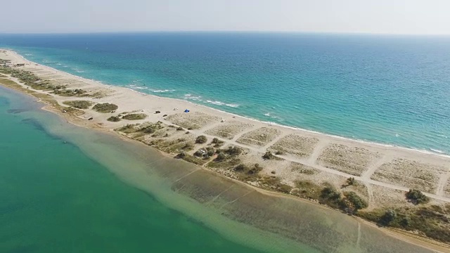 天线:浅海中的沙地视频素材