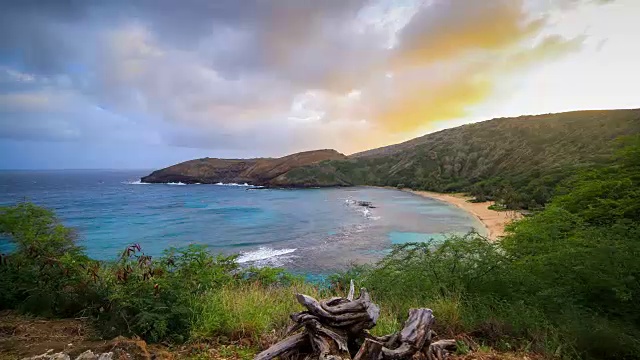 夏威夷瓦胡岛的哈瑙玛湾视频素材