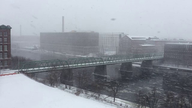 马萨诸塞州劳伦斯市的暴风雪视频素材