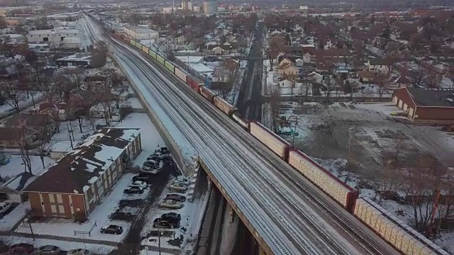 雪地上的火车视频素材