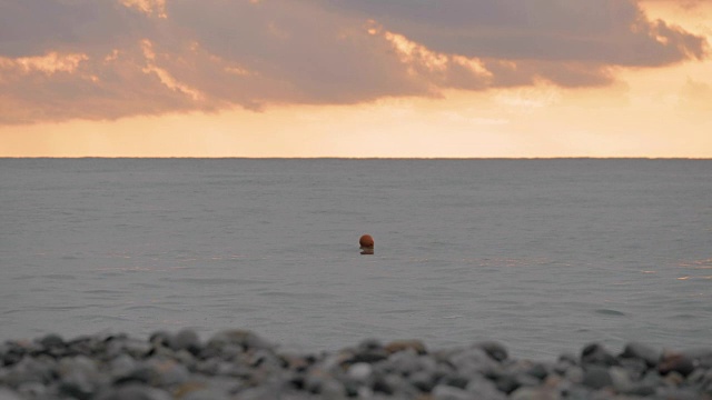 苏塞特海面上的浮标——格鲁吉亚视频素材