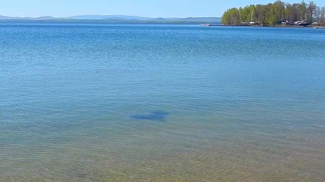 湖面泛起涟漪视频素材